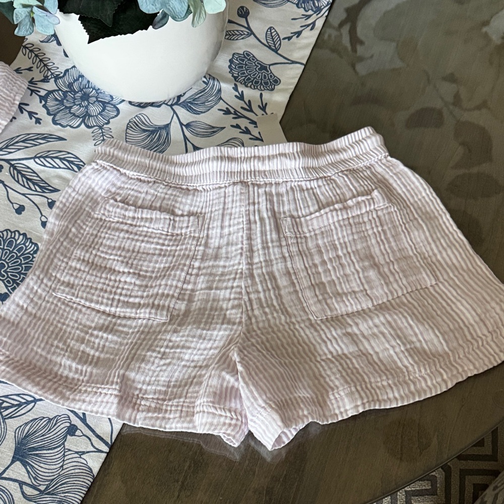 NWT Lou and Grey Women's lilac and white Striped Gauze Drawstring Lounge Shorts - Picture 2 of 4
